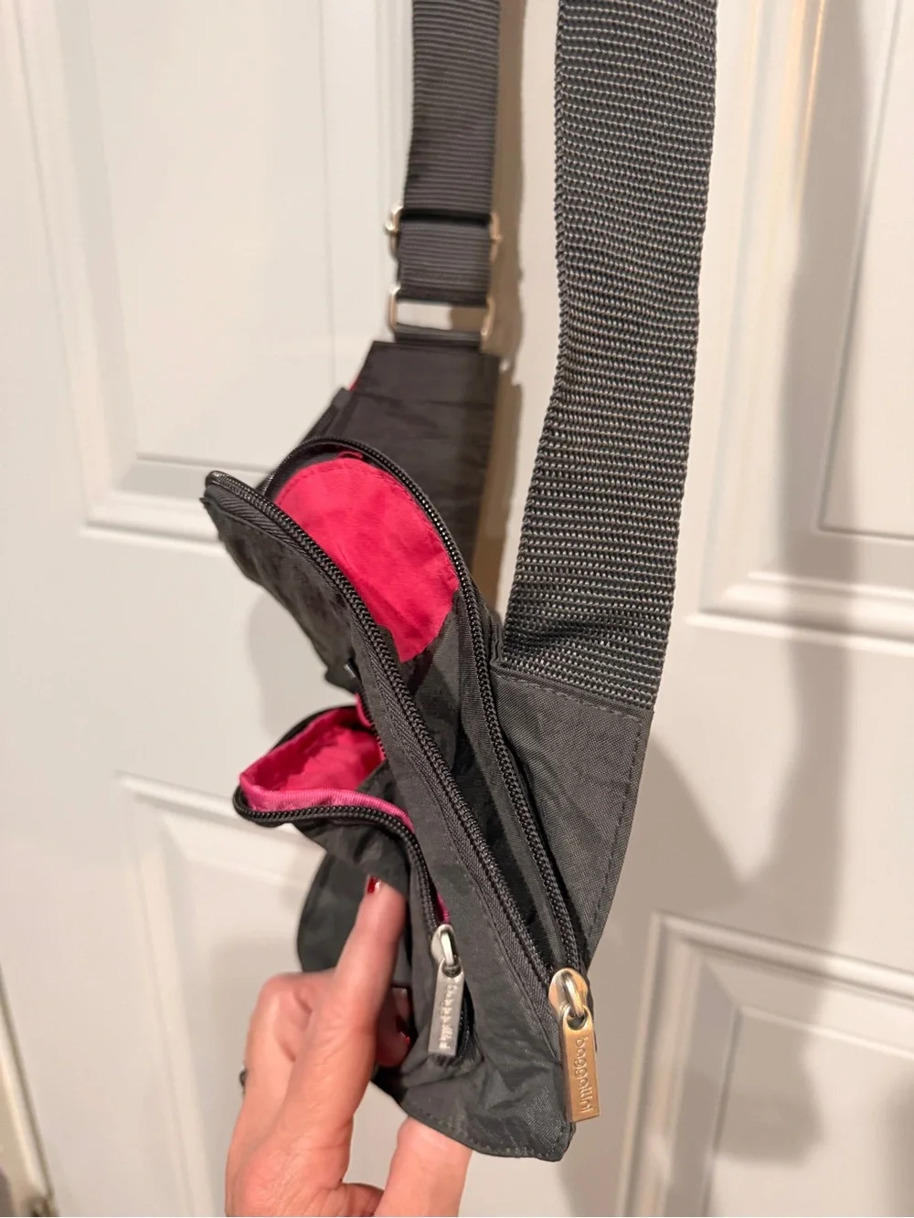 Baggallini Charcoal Gray Crossbody Sling Bag